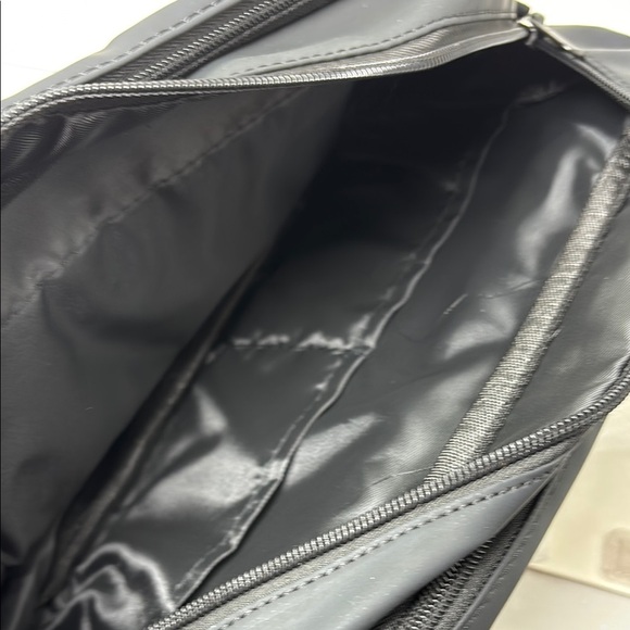 Black Travel Bag for men - Picture 4 of 7